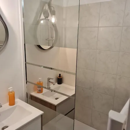 Apartment T2 Proche Gare Et Centre